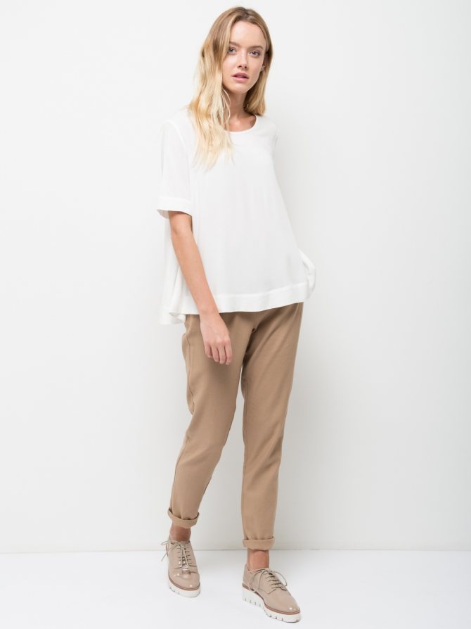 Топ с расширенным рукавом